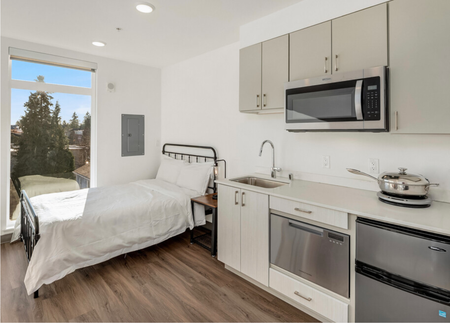 Brand New UW Apartments: Studio Apartment Near UW Campus| Tripalink